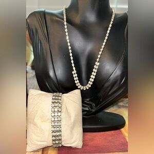 Silver tone  Jewelry Set with Elegant Design